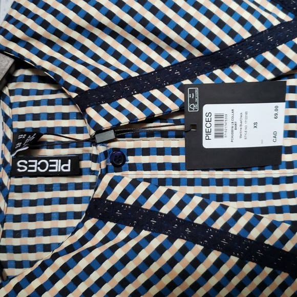 Pieces Buttondown shirt NWT - Picture 4 of 7